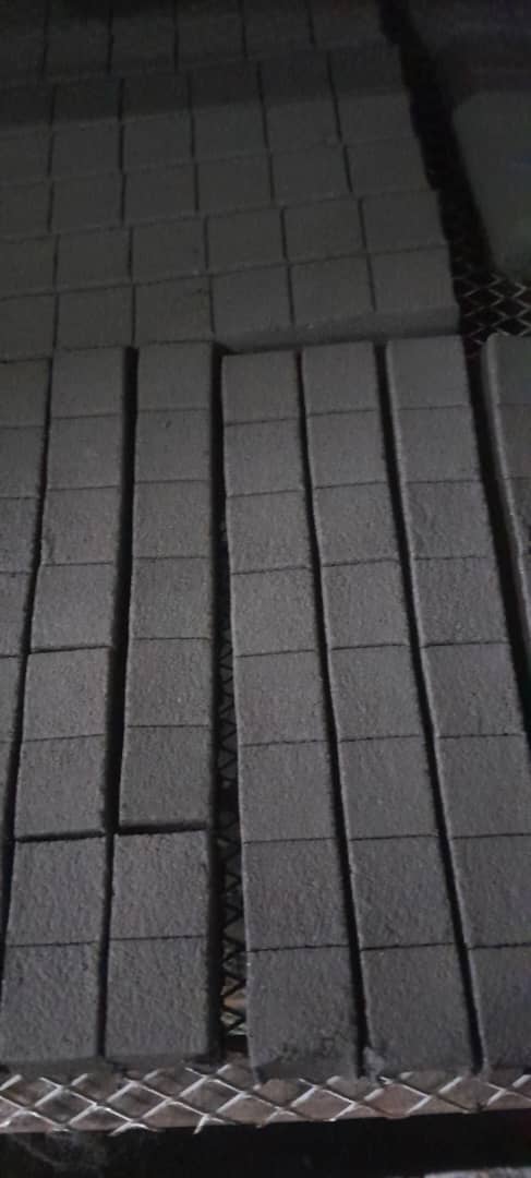 تولید و فروش عمده ذغال آذین به مدیریت غلامپور و واحدی در بابل